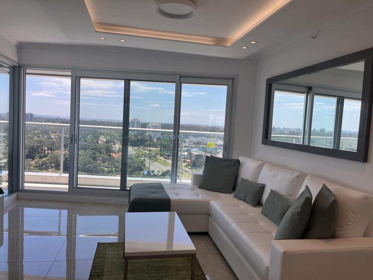 Penthouse en Miami Boulevard 3 dormitorios mas servicio alquiler de temporada  , Punta del este , Playa Mansa - Inmobiliaria Playa del Este