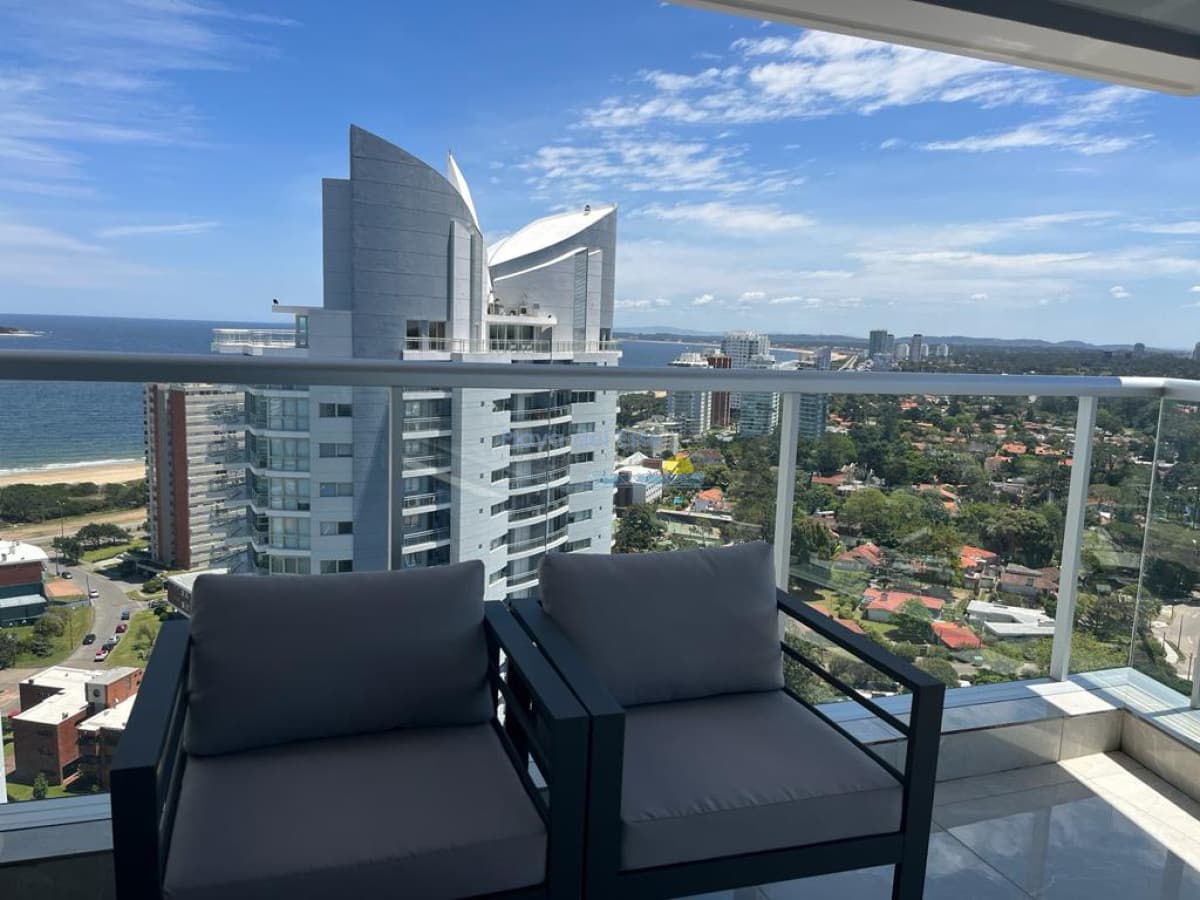 Penthouse en Miami Boulevard 3 dormitorios mas servicio alquiler de temporada  , Punta del este , Playa Mansa - Inmobiliaria Playa del Este