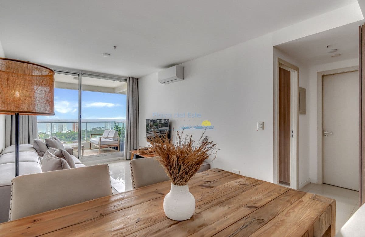 Apartamento en venta de 1 dormitorio en Punta del este , Playa brava , Torre con servicios , Gala vista  - Inmobiliaria Playa del Este