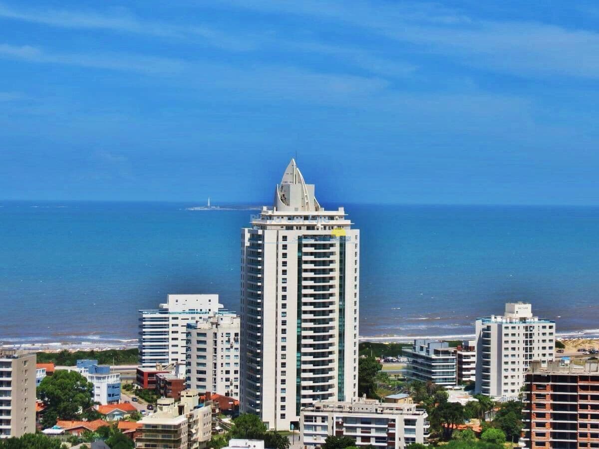 Apartamento en alquiler de 3 dormitorios en Punta del este , Playa brava , Wind Tower  - Inmobiliaria Playa del Este