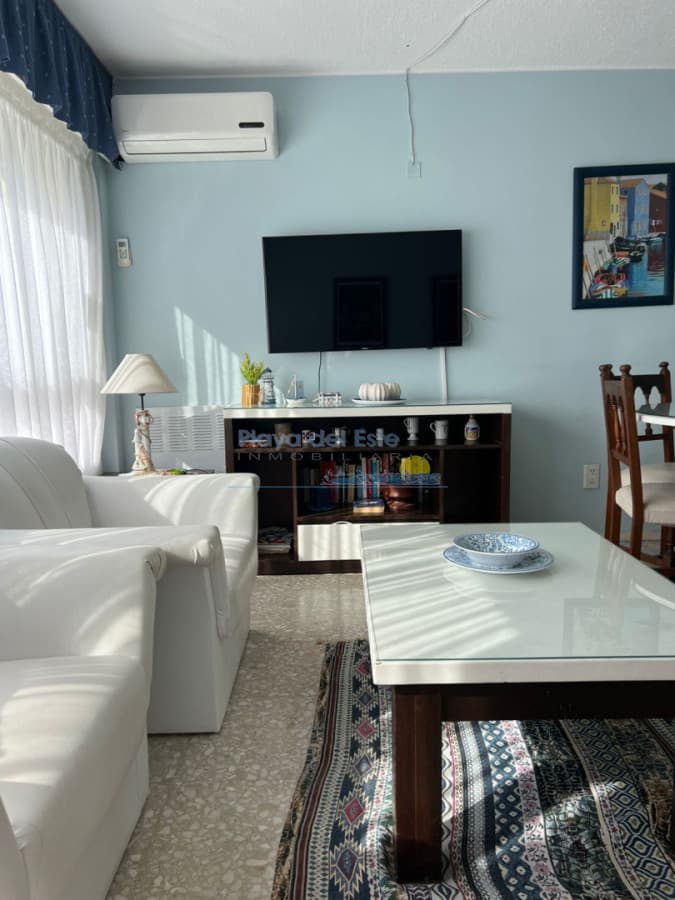 Apartamento en Venta de 3 Dormitorios en la peninsula , Punta del este  - Inmobiliaria Playa del Este
