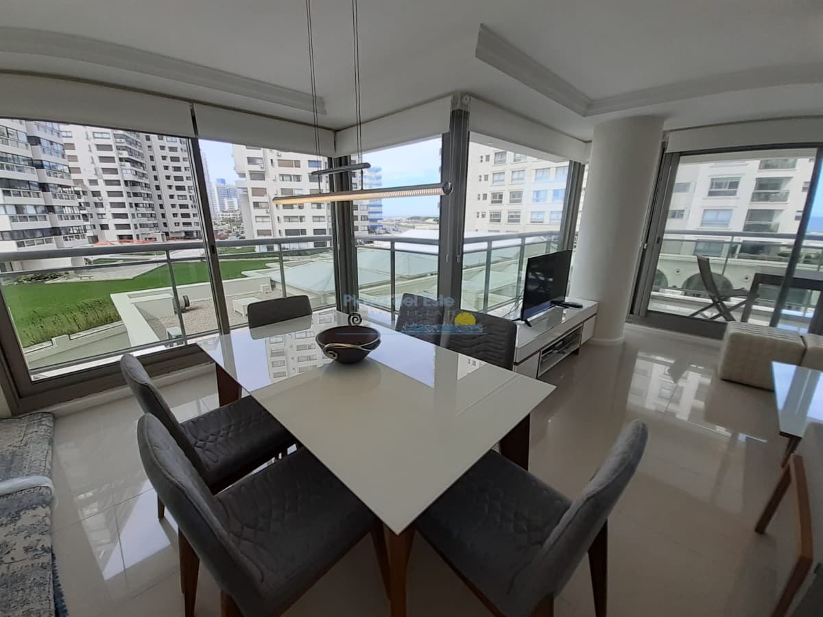 Apartamento de 2 dormitorios en Torre Imperiale , Punta del este , Playa Brava  - Inmobiliaria Playa del Este