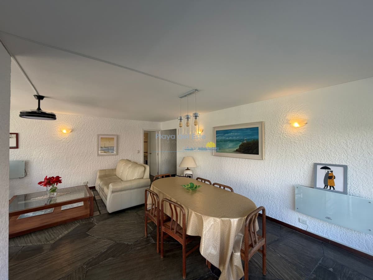 Apartamento en venta de 2 dormitorios en Península , Punta del este  - Inmobiliaria Playa del Este