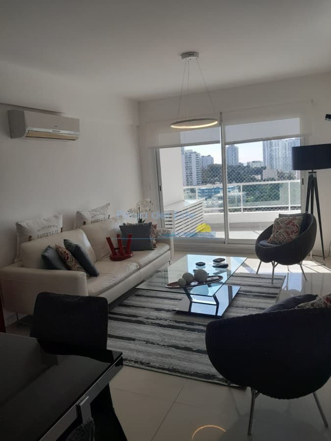 Apartamento en alquiler de 3 dormitorios en Punta del este , Aidy Grill , Edificio Botavara  - Inmobiliaria Playa del Este