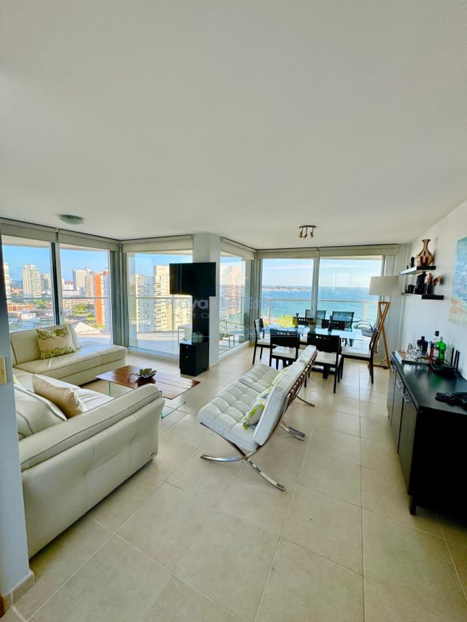 Apartamento en Venta de 3 domritorios en Punta del este , Playa Mansa , Punta del este , SeaForest , Vista al mar  - Inmobiliaria Playa del Este