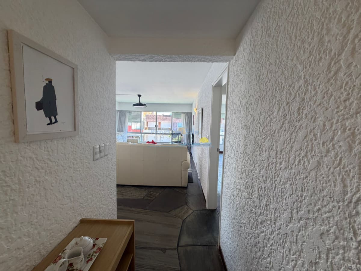 Apartamento en venta de 2 dormitorios en Península , Punta del este  - Inmobiliaria Playa del Este