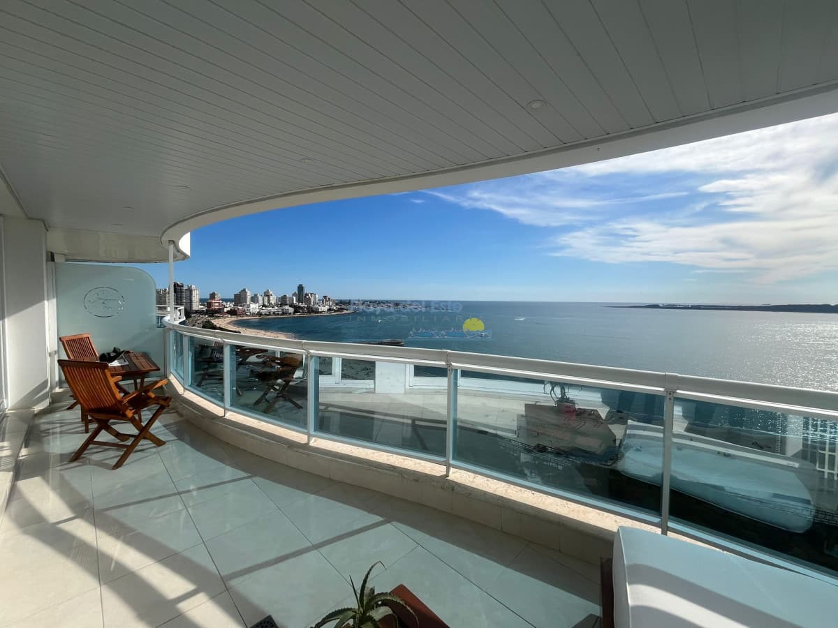 Apartamento de 3 dormitorios en Torre Millenium , Punta del este , Playa Mansa  - Inmobiliaria Playa del Este