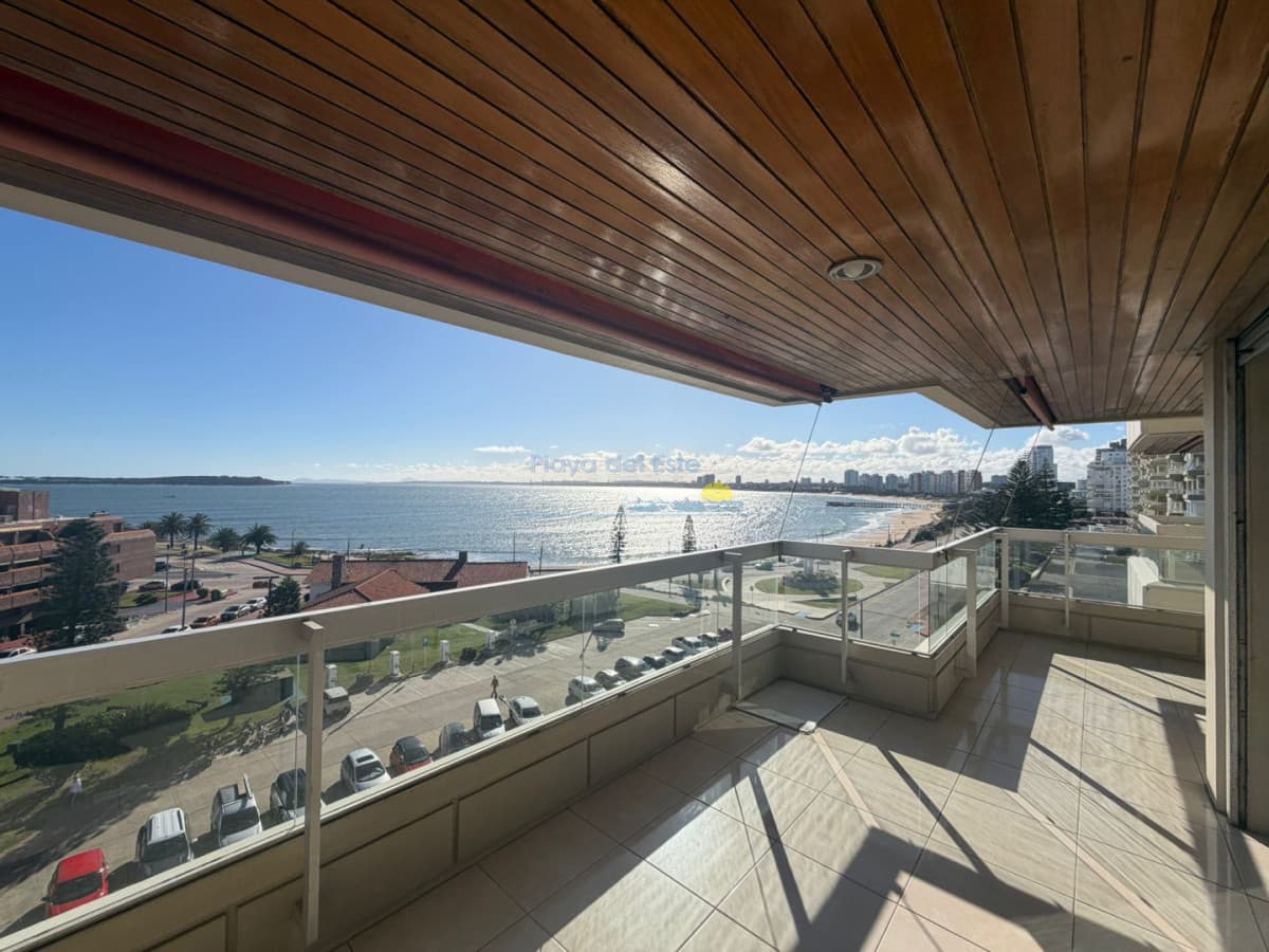 Apartamento de 4 dormitorio en alquiler anual  e invernal , Punta del este , Playa Mansa  - Inmobiliaria Playa del Este