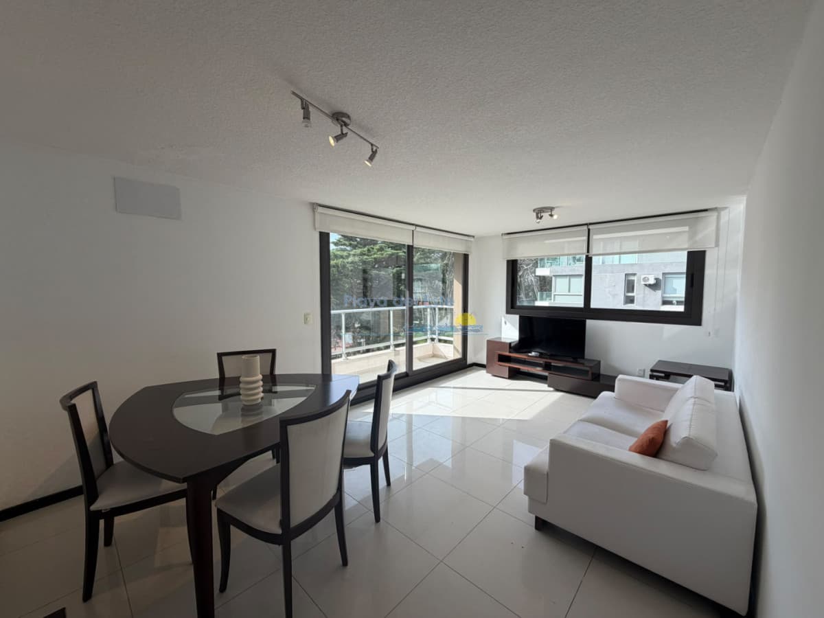 Apartamento en venta de 2 dormitorios en Punta del este , Roosevelt , Edificio Stradivarius  - Inmobiliaria Playa del Este