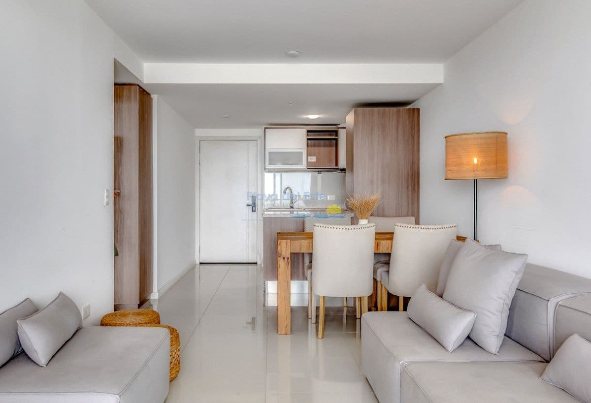 Apartamento en venta de 1 dormitorio en Punta del este , Playa brava , Torre con servicios , Gala vista  - Inmobiliaria Playa del Este