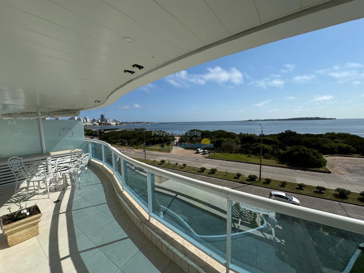 Apartamento en Mansa, 3 dormitorios * - Inmobiliaria Playa del Este