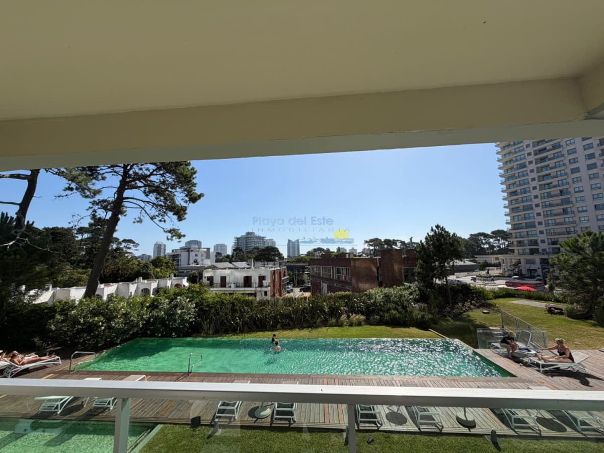 Apartamento de 1 dormitorio en Alquiler temporal en Gala vista , Punta del este , Playa brava , cerca a Punta Shopping  - Inmobiliaria Playa del Este