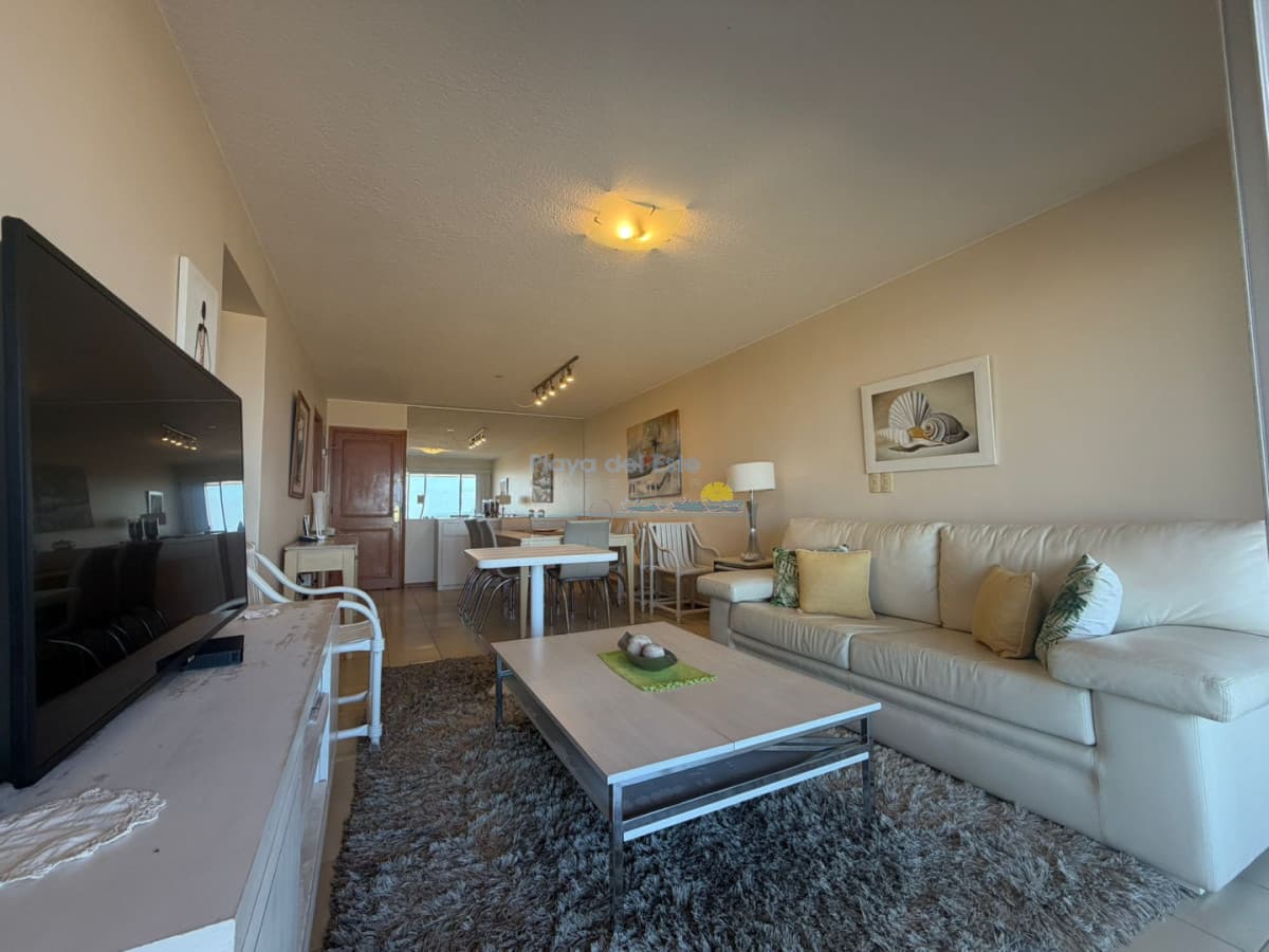Apartamento en venta de 2 dormitorios en Punta del este , Playa brava , - Inmobiliaria Playa del Este