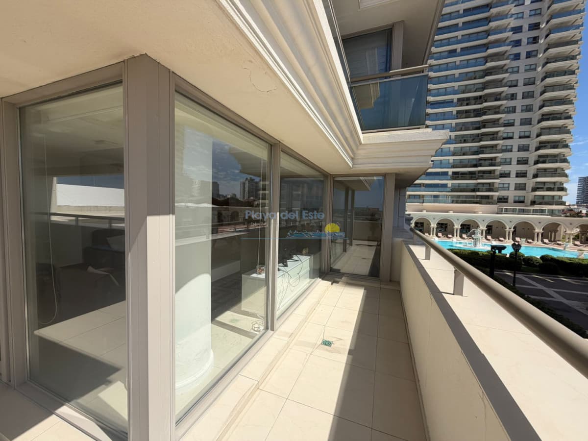 Apartamento en venta de 4 dormitorios en Punta del este , Imperiale  - Inmobiliaria Playa del Este