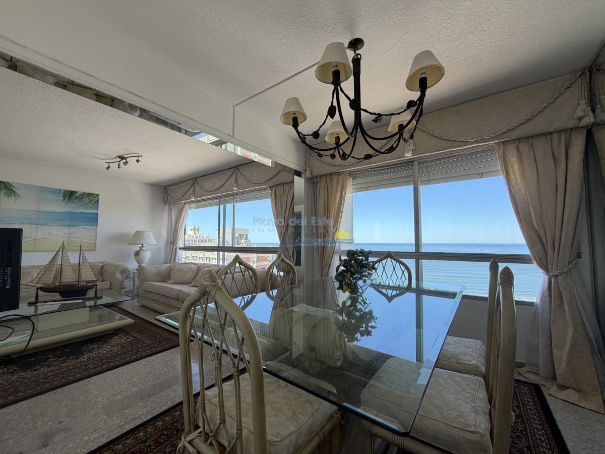 Apartamento en Venta de 2 Dormitorios en La Península , Punta del este  - Inmobiliaria Playa del Este