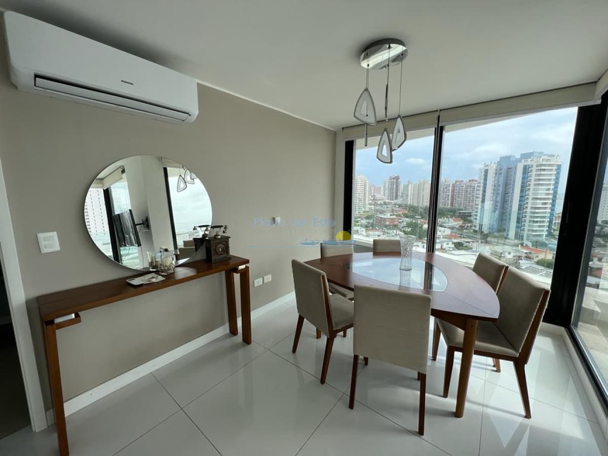 Apartamento en venta de 3 dormitorios en Edificio Art Tower , Punta del este , Playa mansa  - Inmobiliaria Playa del Este