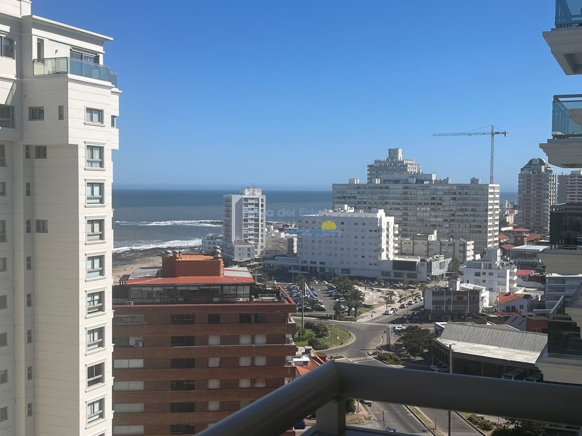 Apartamento en Venta de 3 dormitorios en Punta del este , Torre Imperiale , Playa brava  - Inmobiliaria Playa del Este