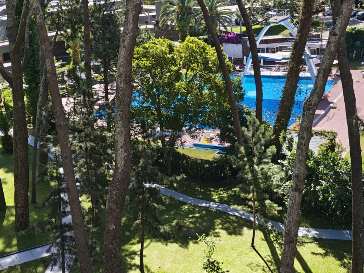 Apartamento de 2 dormitorios en Alquiler temporal , Punta del este , Playa Mansa  - Inmobiliaria Playa del Este