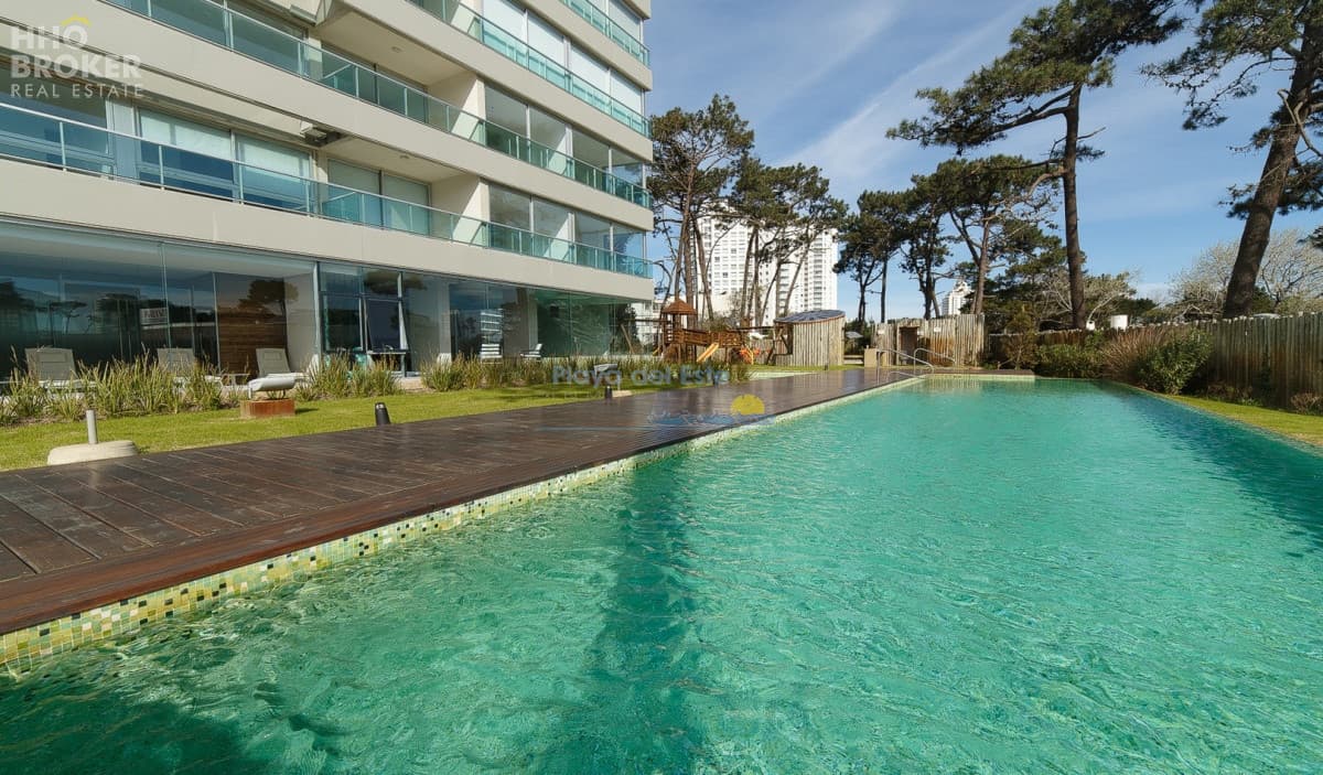 Apartamento en Venta de 3 dormitorio en Punta del este , Playa brava - Inmobiliaria Playa del Este