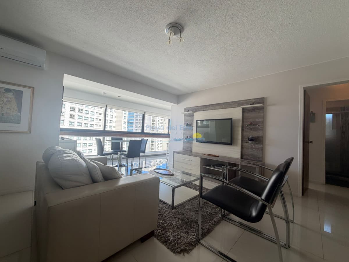 Apartamento en venta de 2 dormitorios en Punta del este , Playa brava  - Inmobiliaria Playa del Este