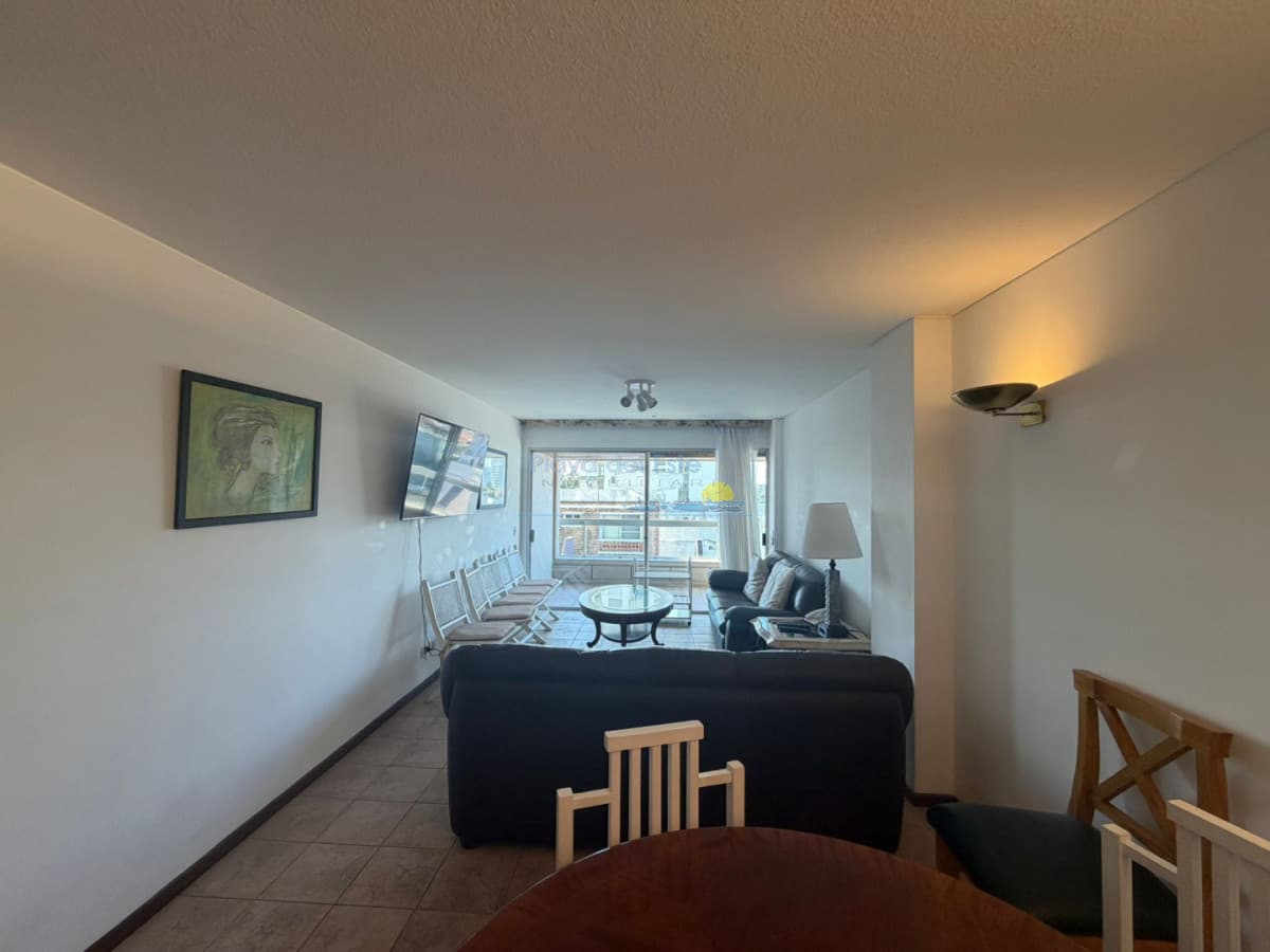 Apartamento de 3 dormitorios en alquiler anual e invernal en Punta del este , Playa Mansa  - Inmobiliaria Playa del Este