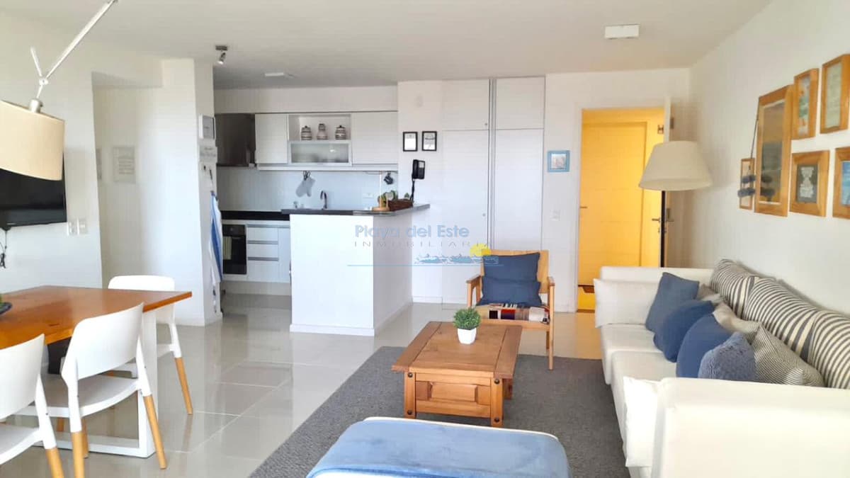Apartamento de 2 dormitorio en alquiler temporal en Punta del este , Playa brava  - Inmobiliaria Playa del Este