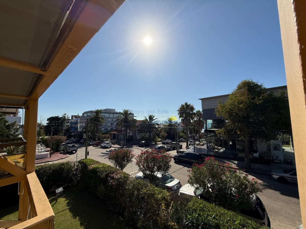 Apartamento en Peninsula, 3 dormitorios * - Inmobiliaria Playa del Este