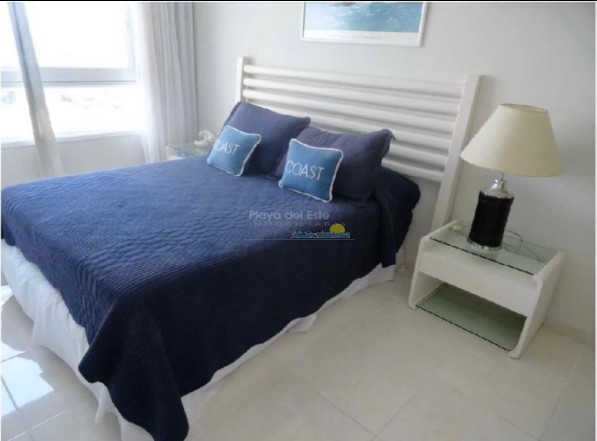 Apartamento en alquiler de temporada en Torre Millenium de 3 dormitorios , Punta del este , Playa mansa  - Inmobiliaria Playa del Este