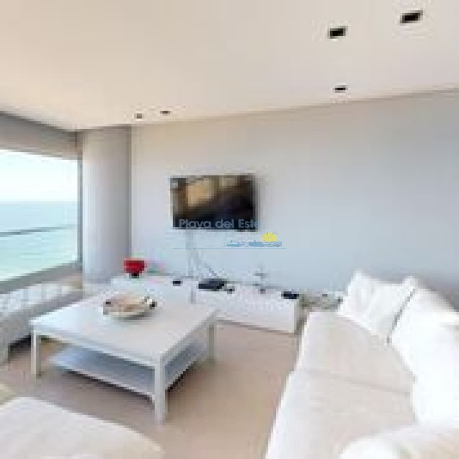 Excepcional apto en playa brava - Inmobiliaria Playa del Este