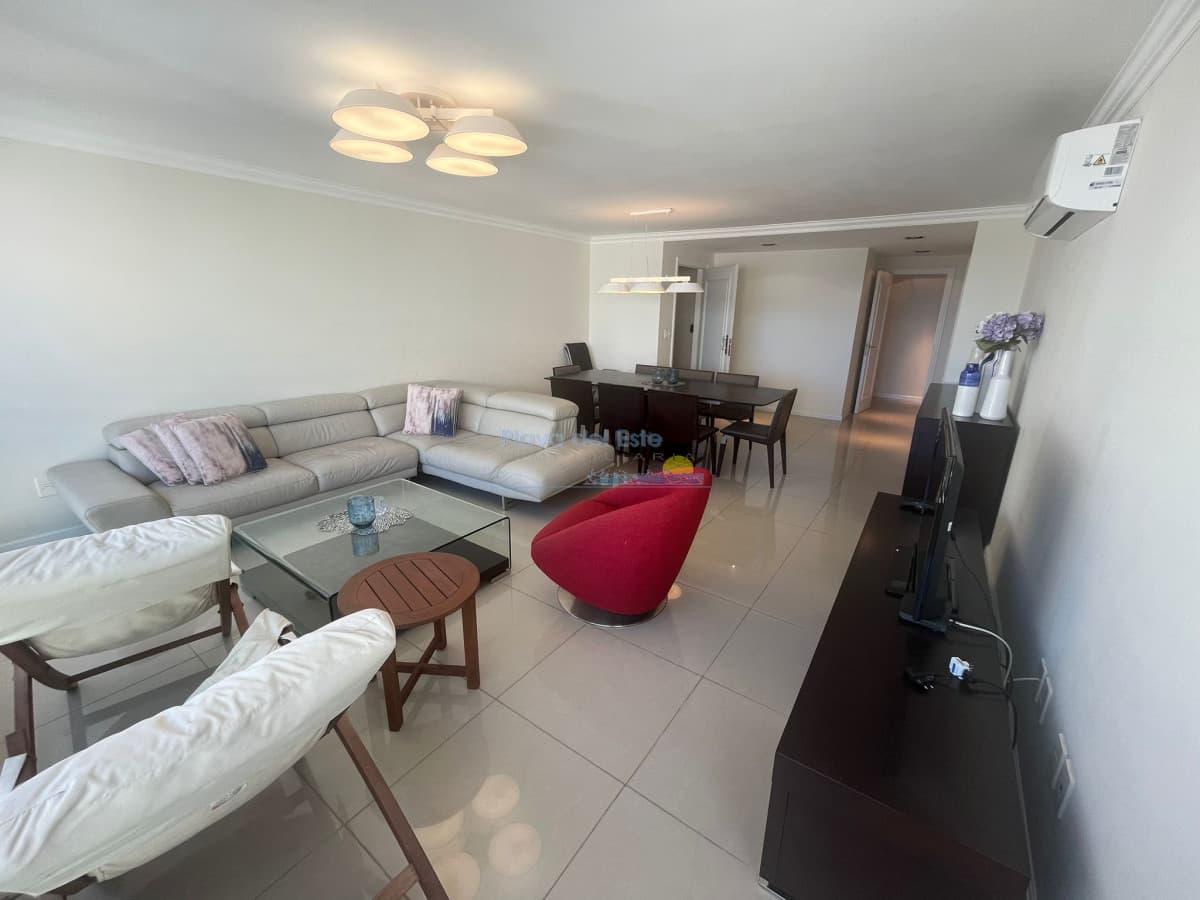 Apartamento en Venta de 3 dormitorios en Punta del este , Torre Imperiale , Playa brava  - Inmobiliaria Playa del Este