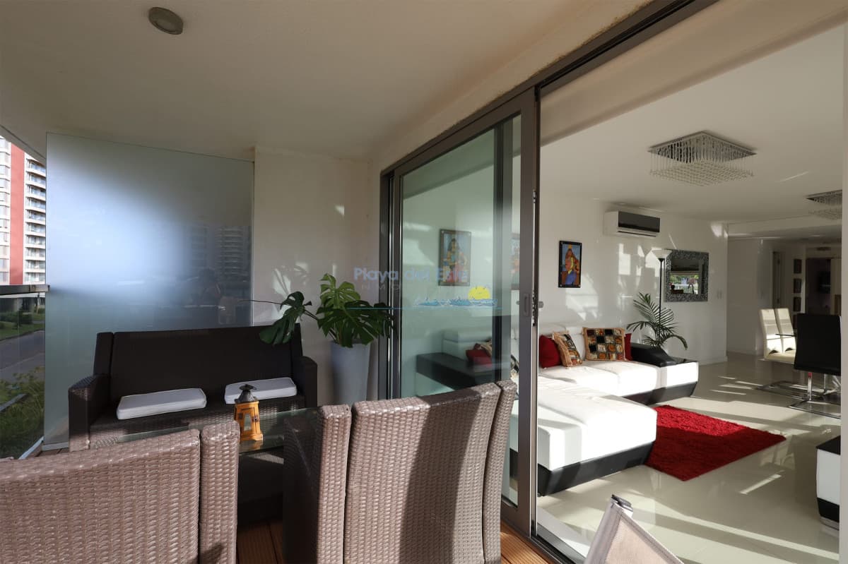 Apartamento en Venta de 2 dormitorio en Edificio Chronos , Punta del este , Playa Mansa  - Inmobiliaria Playa del Este