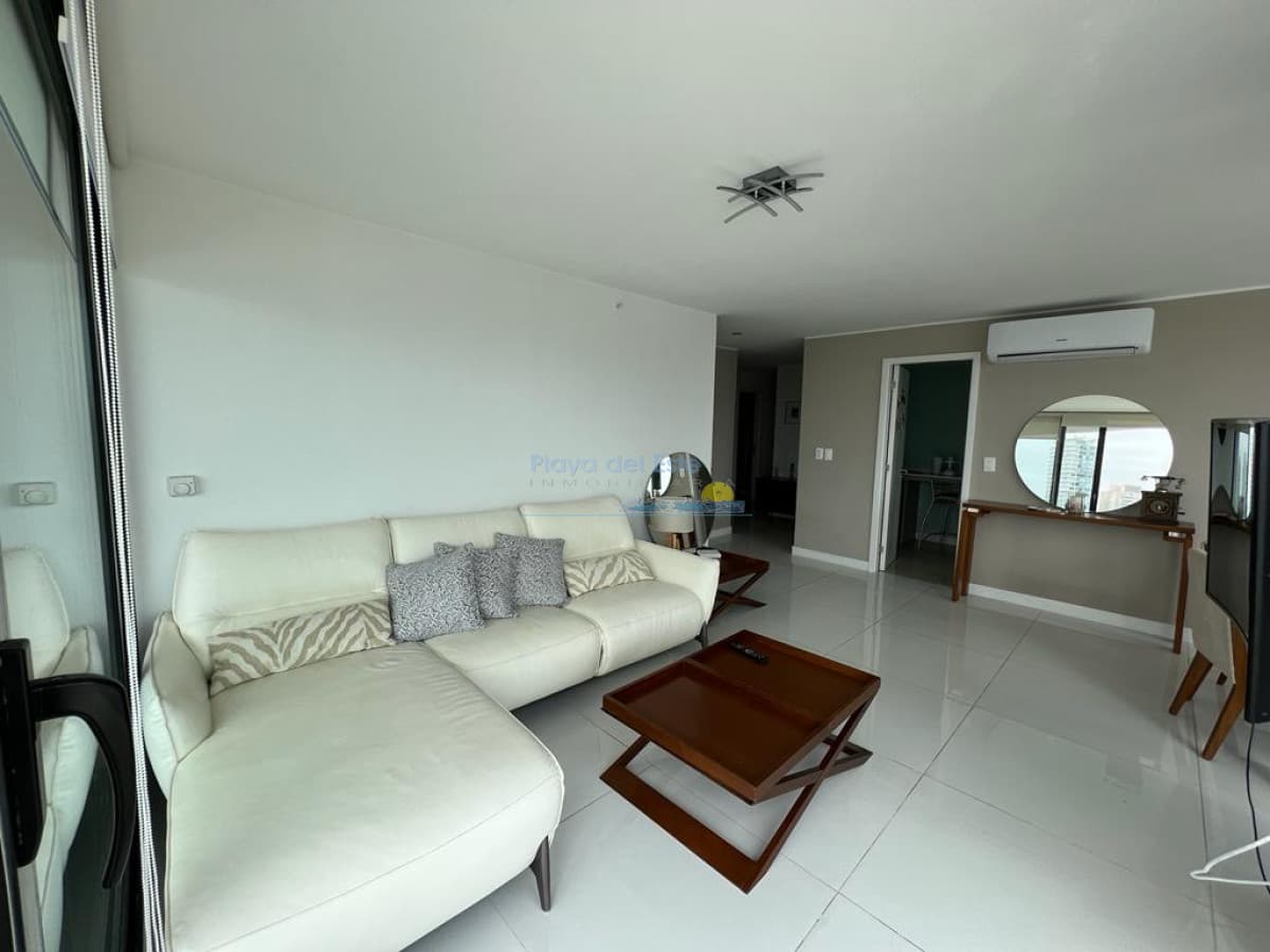 Apartamento en venta de 3 dormitorios en Edificio Art Tower , Punta del este , Playa mansa  - Inmobiliaria Playa del Este
