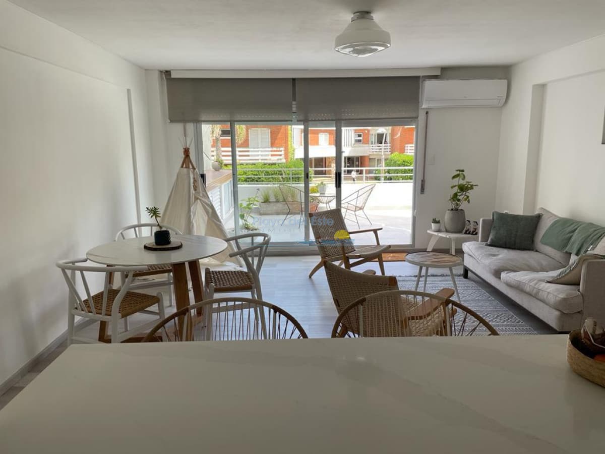 Apartamento de 1 dormitorios en Calle 20 , Punta del este , Gorlero  - Inmobiliaria Playa del Este