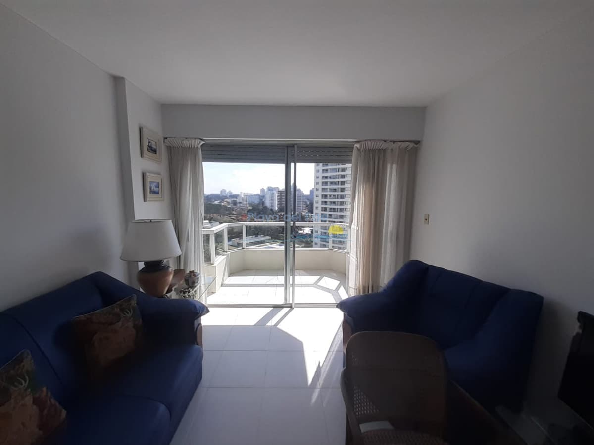 Apartamento alquiler temporal de 2 dormitorios en Torre Marina , Punta del este , Playa Brava  - Inmobiliaria Playa del Este