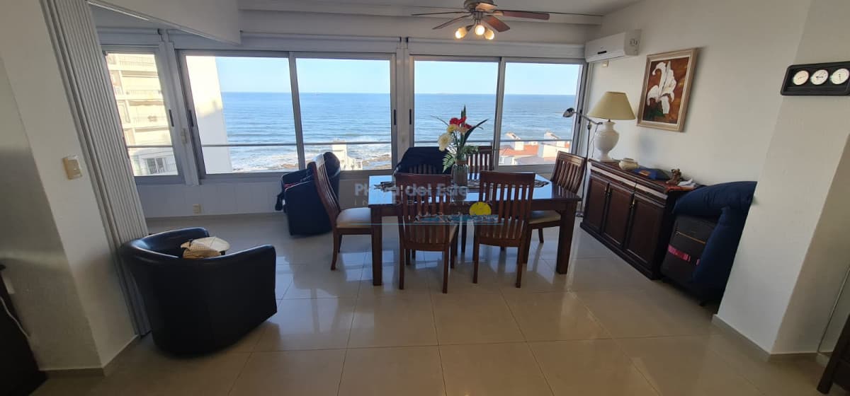 Apartamento en alquiler temporal de 2 dormitorios en la península , Punta del este  - Inmobiliaria Playa del Este