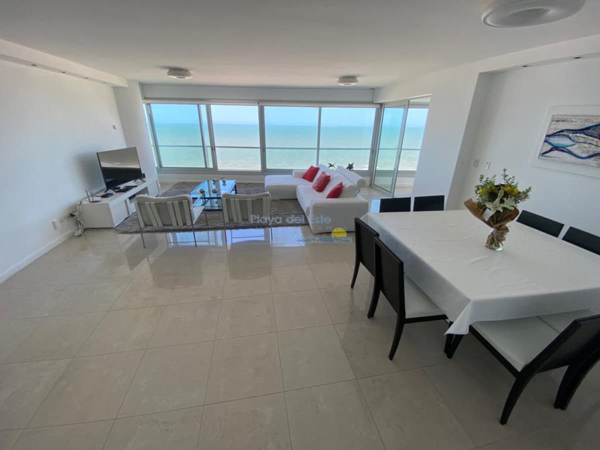 Departamento  en Alquiler 3 dormitorios en Playa Brava , Edificio Le Parc II , Punta del este  - Inmobiliaria Playa del Este