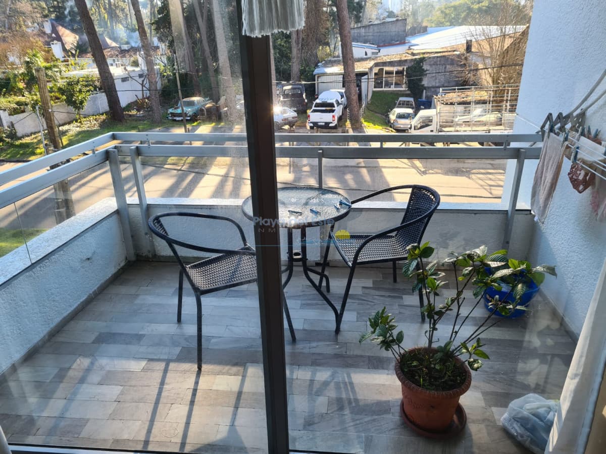 Apartamento en venta de 2 dormitorios en Punta del este  - Inmobiliaria Playa del Este