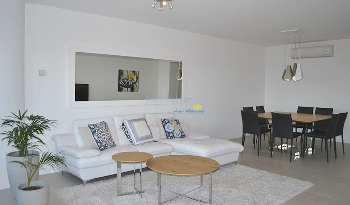 Apartamento de 2 Dormitorios en Torre Le Parc , Playa Brava , Punta del este  - Inmobiliaria Playa del Este