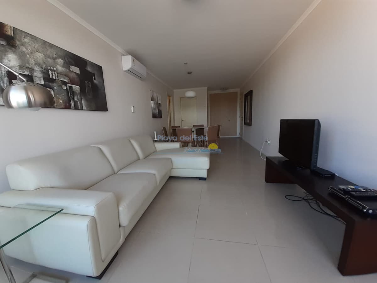 Excelente apto 2 dormitorios - Inmobiliaria Playa del Este