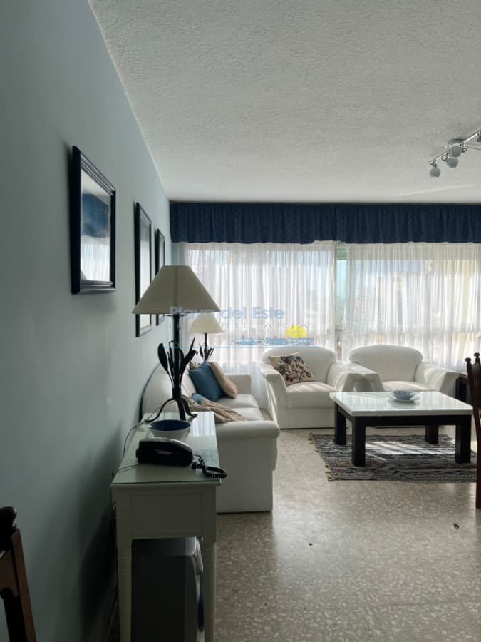 Apartamento en Venta de 3 Dormitorios en la peninsula , Punta del este  - Inmobiliaria Playa del Este