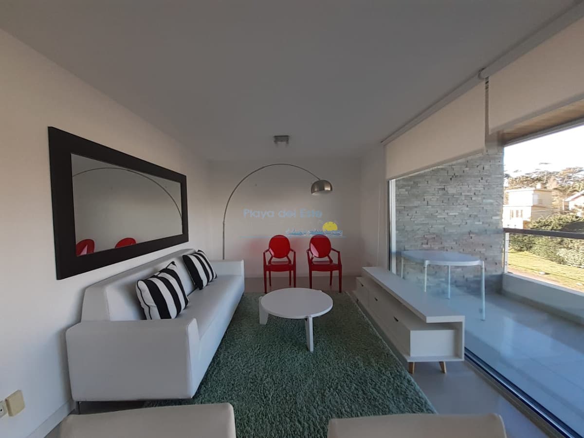 Apartamento en venta de 2 dormitorios en Playa Mansa , Punta del este , Edificio ISABEL  - Inmobiliaria Playa del Este