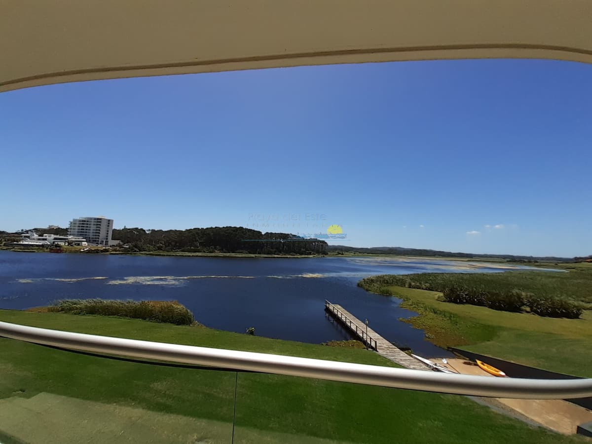 Apartamento de 2 dormitorios en Punta del este , alquiler temporal  - Inmobiliaria Playa del Este