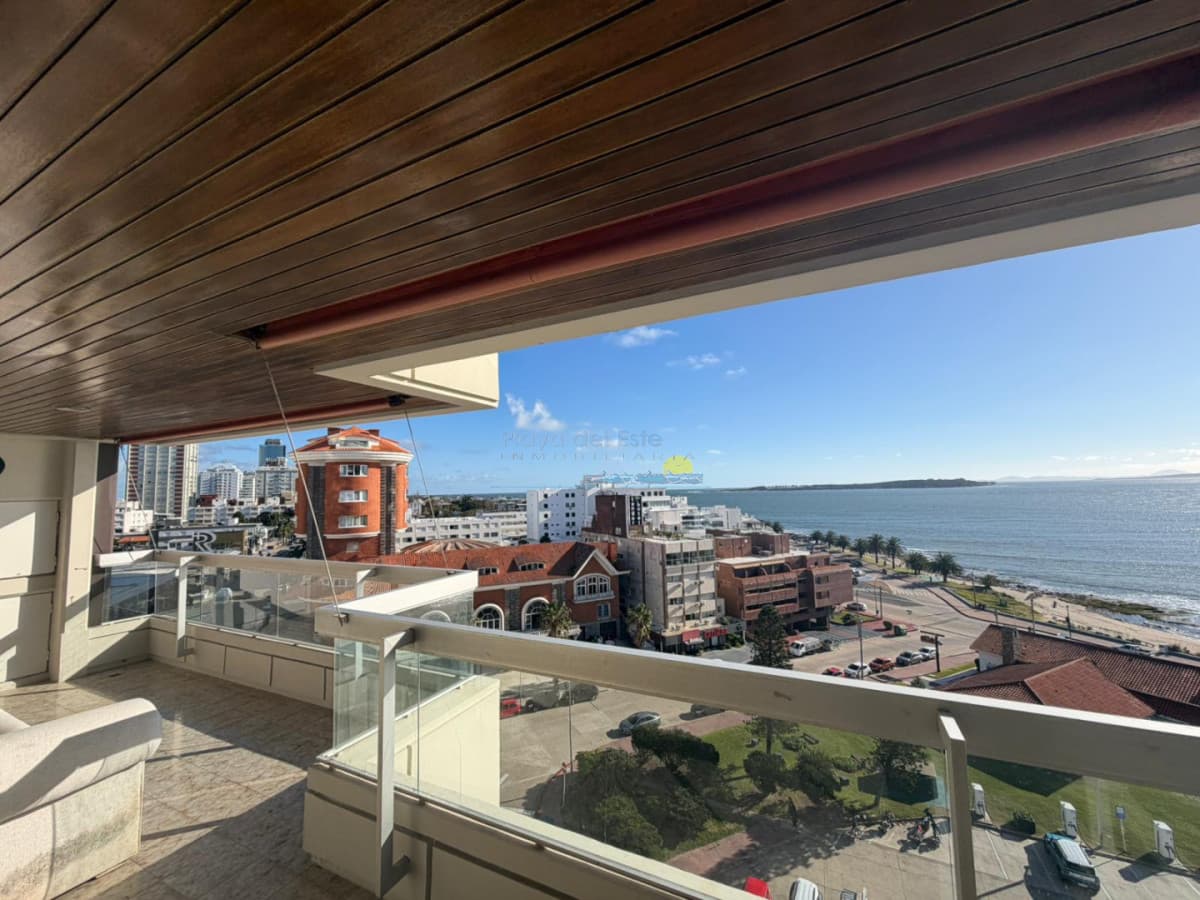 Apartamento de 3 dormitorios en alquiler anual e invernal , Punta del este , Playa Mansa  - Inmobiliaria Playa del Este