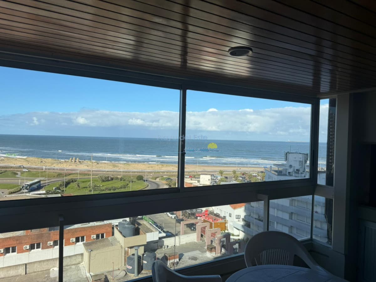 Apartamento de 3 dormitorios en alquiler anual e invernal , Punta del este  - Inmobiliaria Playa del Este
