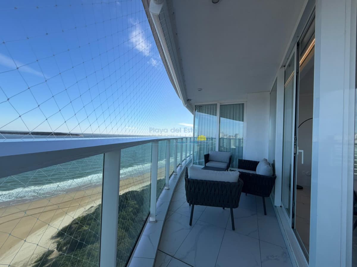 Apartamento en Venta de 3 dormitorios en Paramount , Punta del este  - Inmobiliaria Playa del Este