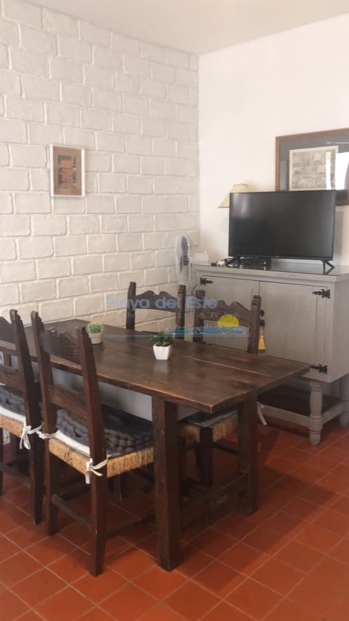 Apartamento en alquiler de temporada en edificio Rolex , Península , Punta del este  - Inmobiliaria Playa del Este