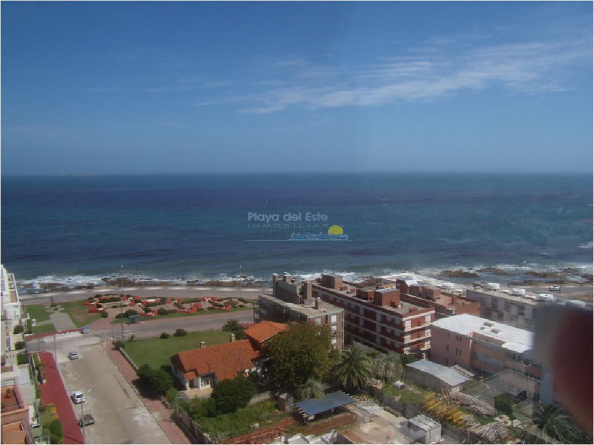 Apartamento en Venta de 3 dormitorios en la Península de Punta del este , Gorlero  - Inmobiliaria Playa del Este