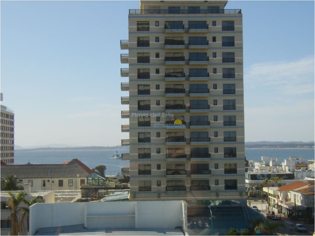 Apartamento en Peninsula, 2 dormitorios y medio  , torre amalfi , punta del este  - Inmobiliaria Playa del Este