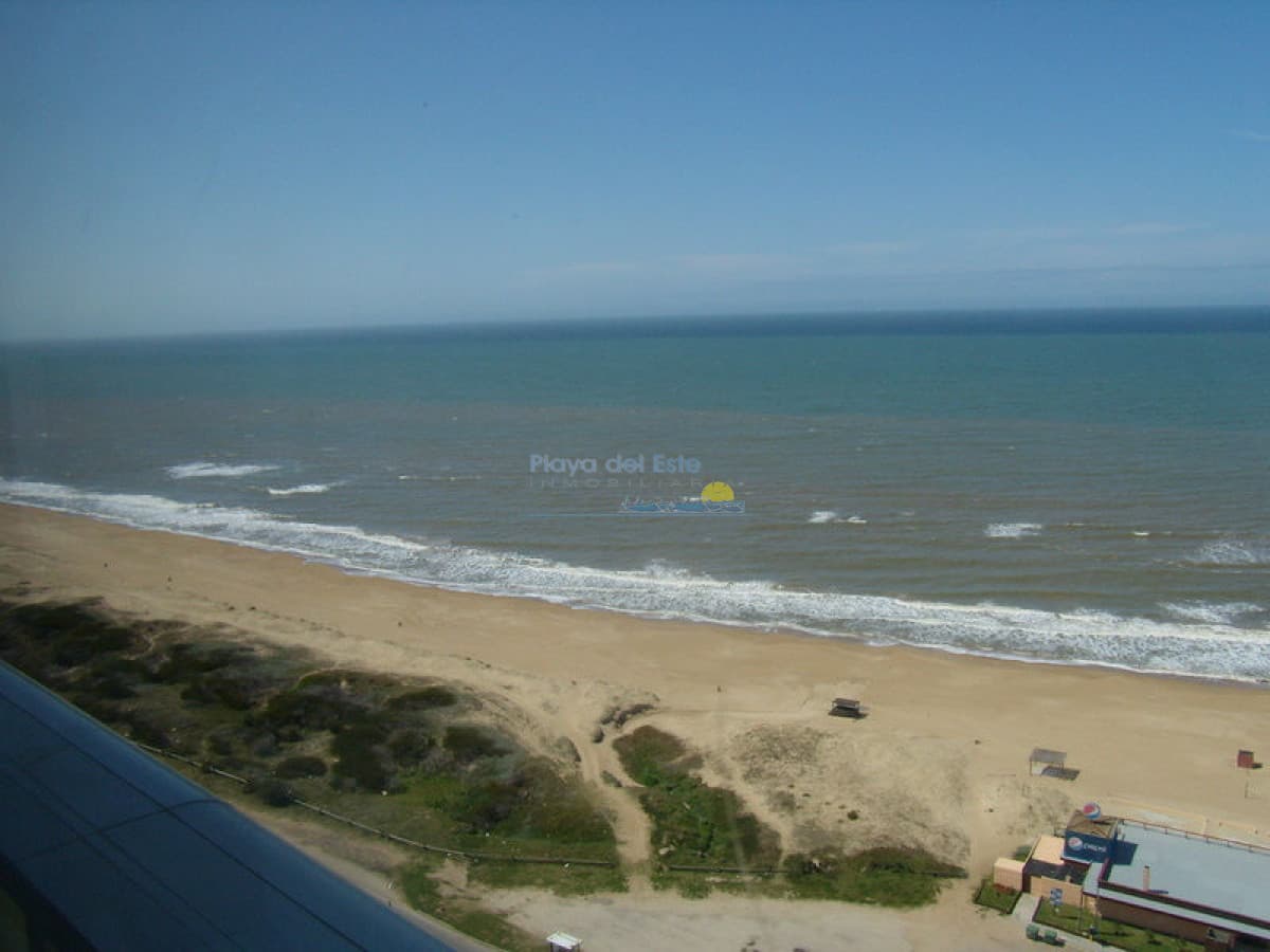 Apartamento en Venta de 3 dormitorios en Torre Le parc , Punta del este  - Inmobiliaria Playa del Este