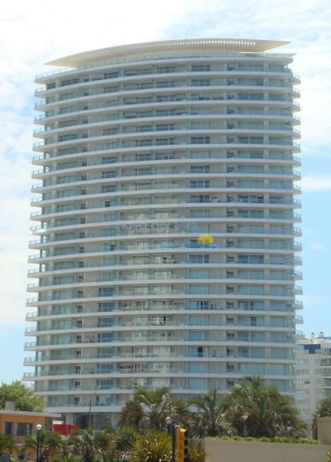 Apartamento en Mansa, 3 dormitorios * - Inmobiliaria Playa del Este